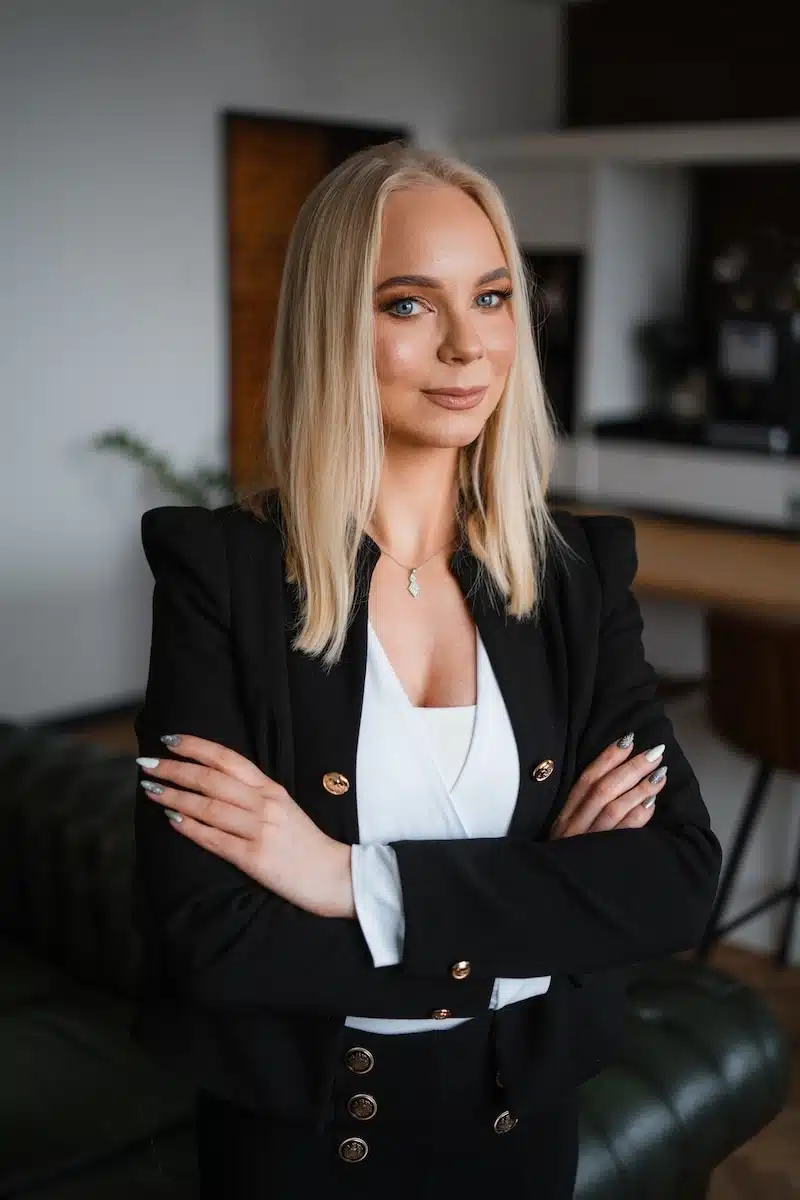 Karolina_lopusinska-portret-1